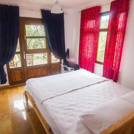 Yiva Kazdaglari Hotel *